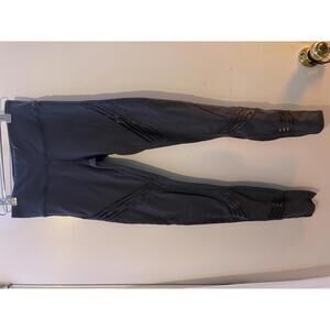 Alo Yoga High-Rise Leggings with Cut-Out Detail